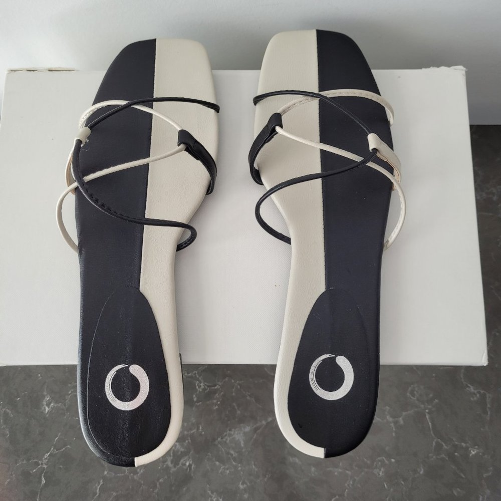 NWT $49 *NEW* (9.5) JOURNEE Collection Breena Slide Sandal - Picture 6 of 7